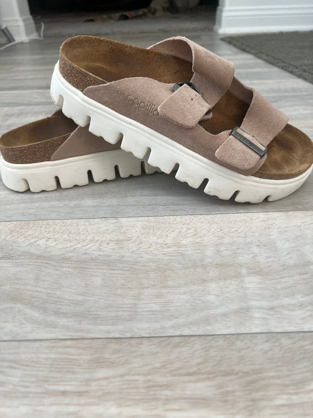 BIRKENSTOCK Arizona Chunky Platform Sandal- Women's 39 (8-8.5)